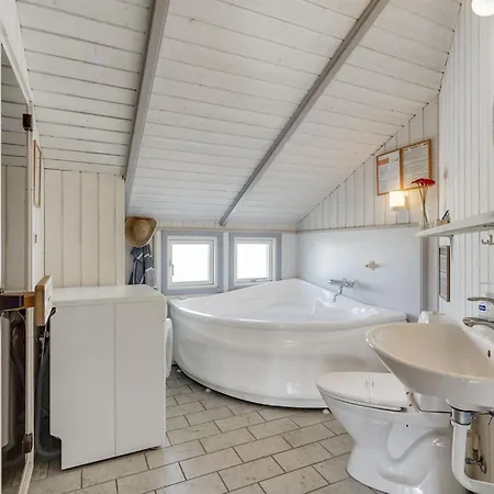 Estella - 500m To The Fjord By Interhome بيت للعطل *