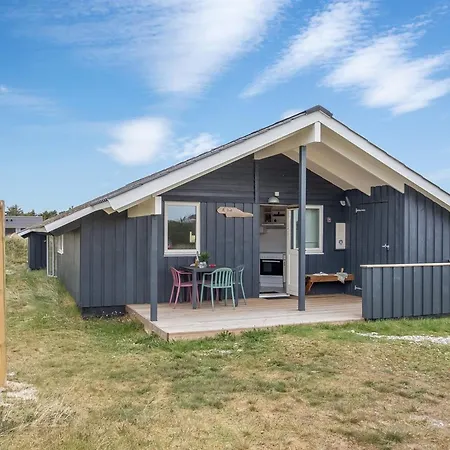 Nyaraló Estella - 500m To The Fjord By Interhome *